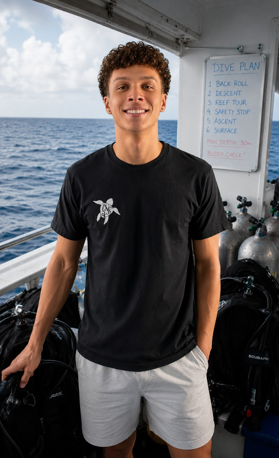 DSS Men's Classic Black Logo Soft Tee